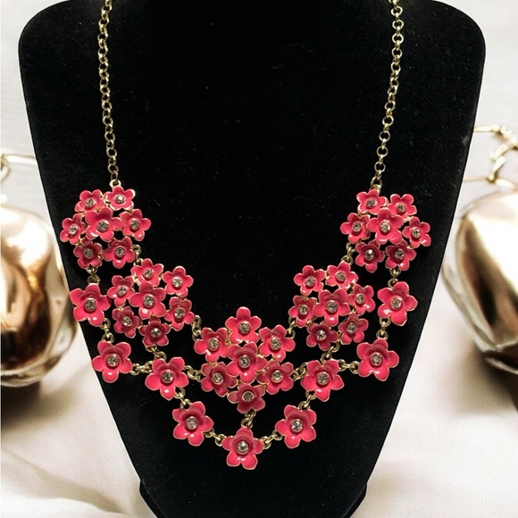 🛍️3 for $25🛍️ Liz Claiborne Gold Tone Pink Crystal Floral Necklace 17” + 2” - Picture 1 of 8